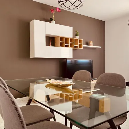 A&F Comfort Modern House Vecindario  Exterior photo